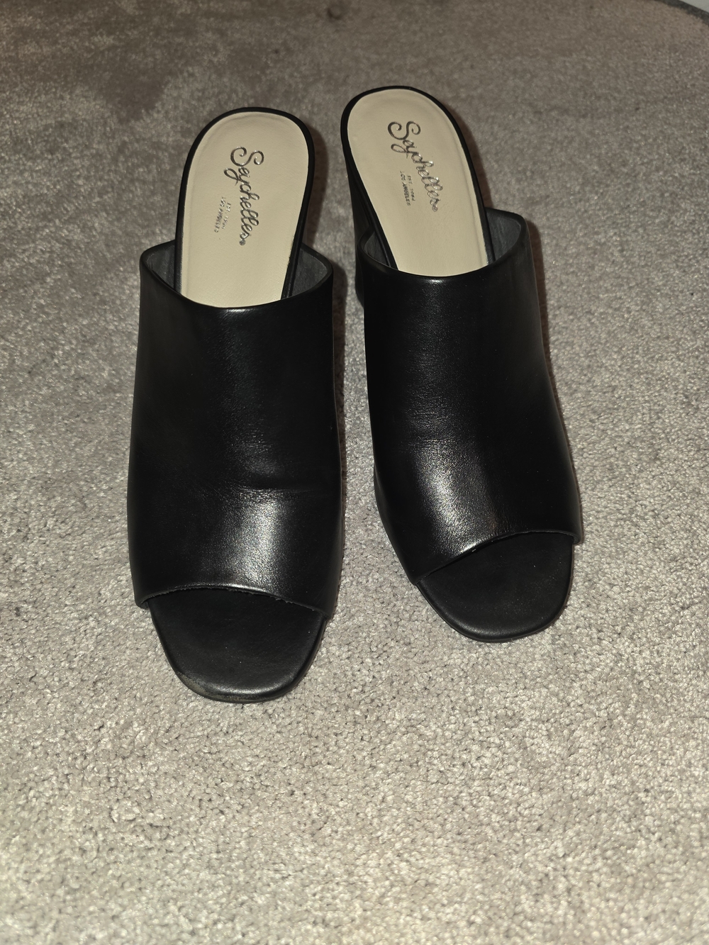 Seychelles Black Leather Open-Toe Mule